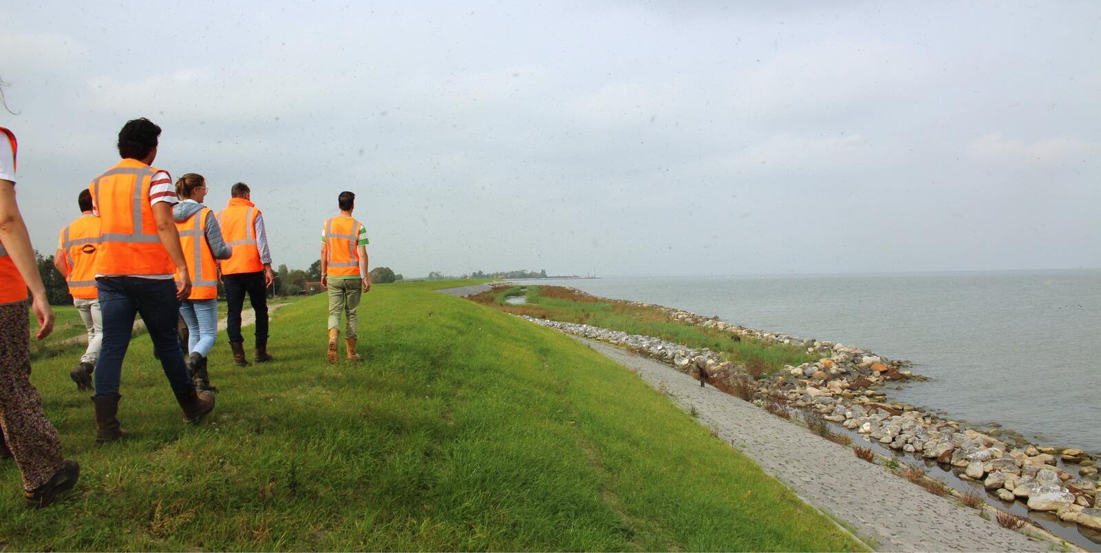 Bedrijfsbezoek bij de Markermeerdijken